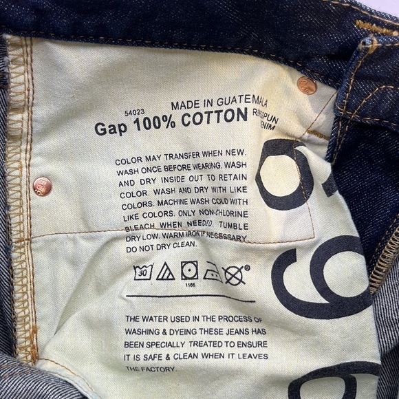 GAP Standard Straight Leg Size 30 x 32 - Picture 10 of 16